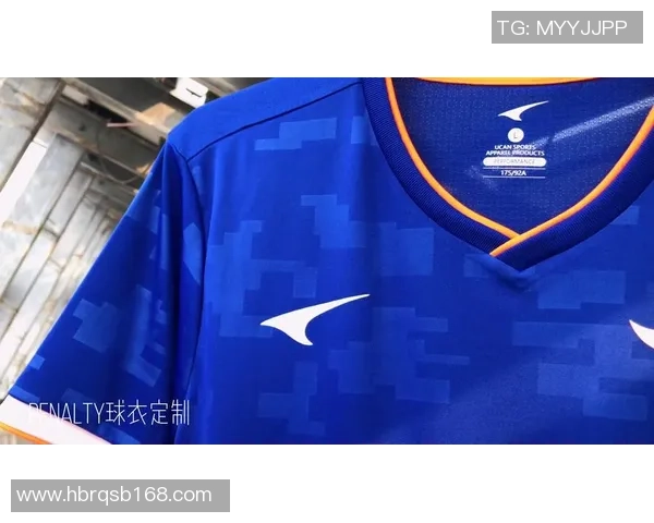 足球女球迷必备时尚潮流球星球衣穿搭指南展现独特魅力与个性